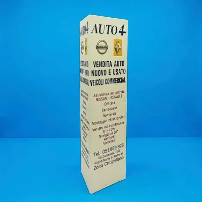Totem pubblicitario triangolare pvc