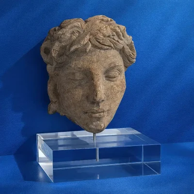 Piedistallo PLEXIGLAS massello per museo