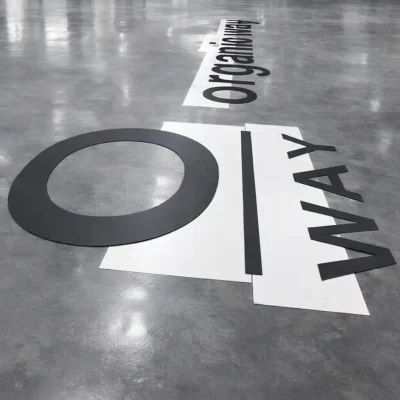 Insegna PVC nero lettere singole con dima