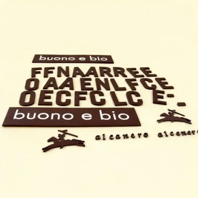 Insegne e targhe legno fresato verniciato