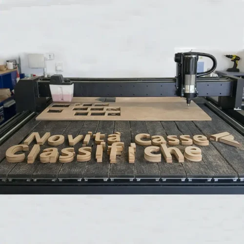 Scritte Legno fresato per pareti negozi in 3D per pareti negozi Feltrinelli