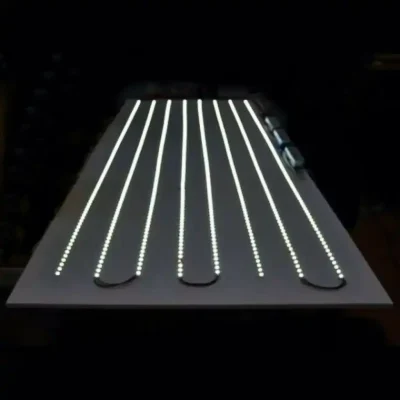 Installazione LED per insegna luminosa