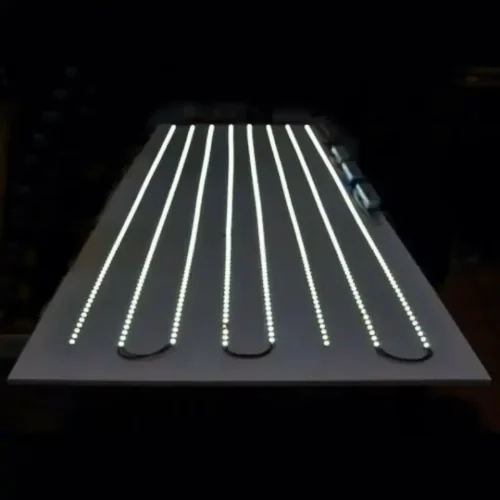 Installazione LED per insegna luminosa