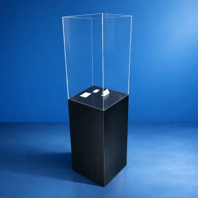 Teca su colonna nero lucido per Liuto
