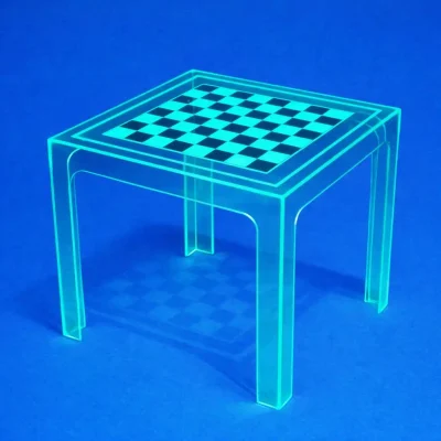 Tavolino quadrato piano a scacchiera