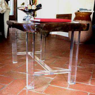 Tavolo salotto legno rustico struttura incrociata plexiglass