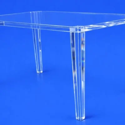 PLEXIGLAS® in Lastre: Taglio e Lavorazione su Misura