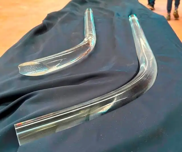 Riparazione Plexiglas® e Materie Plastiche | LUDOVIC 3 Curvatura a caldo barra PMMA secondo il modello