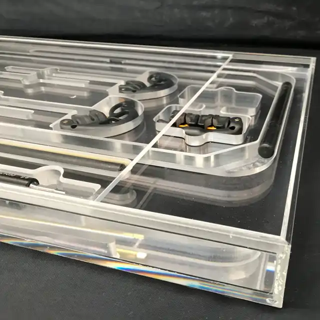 Fresatura cnc plexiglas alto spessore