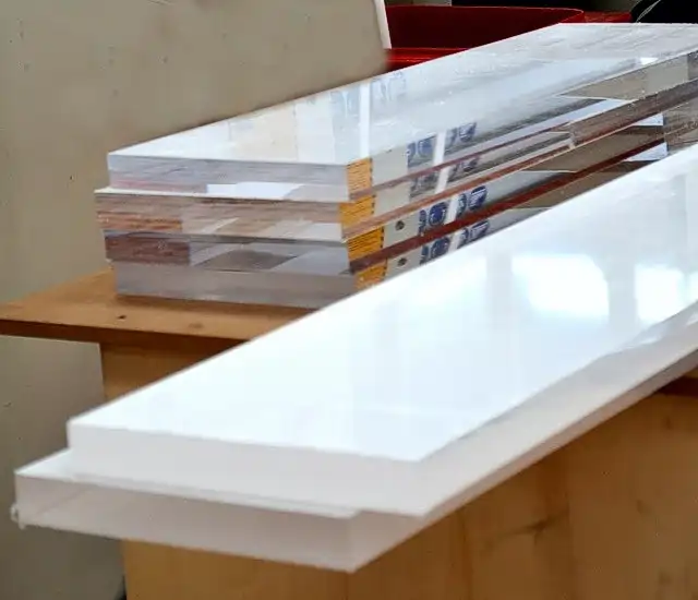 Rettifica, Lucidatura, Smussatura e Sabbiatura Plexiglas | LUDOVIC 1 Rettifica Lucidatura